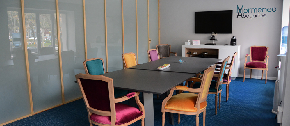 Sala de reuniones Mormeneo Abogados